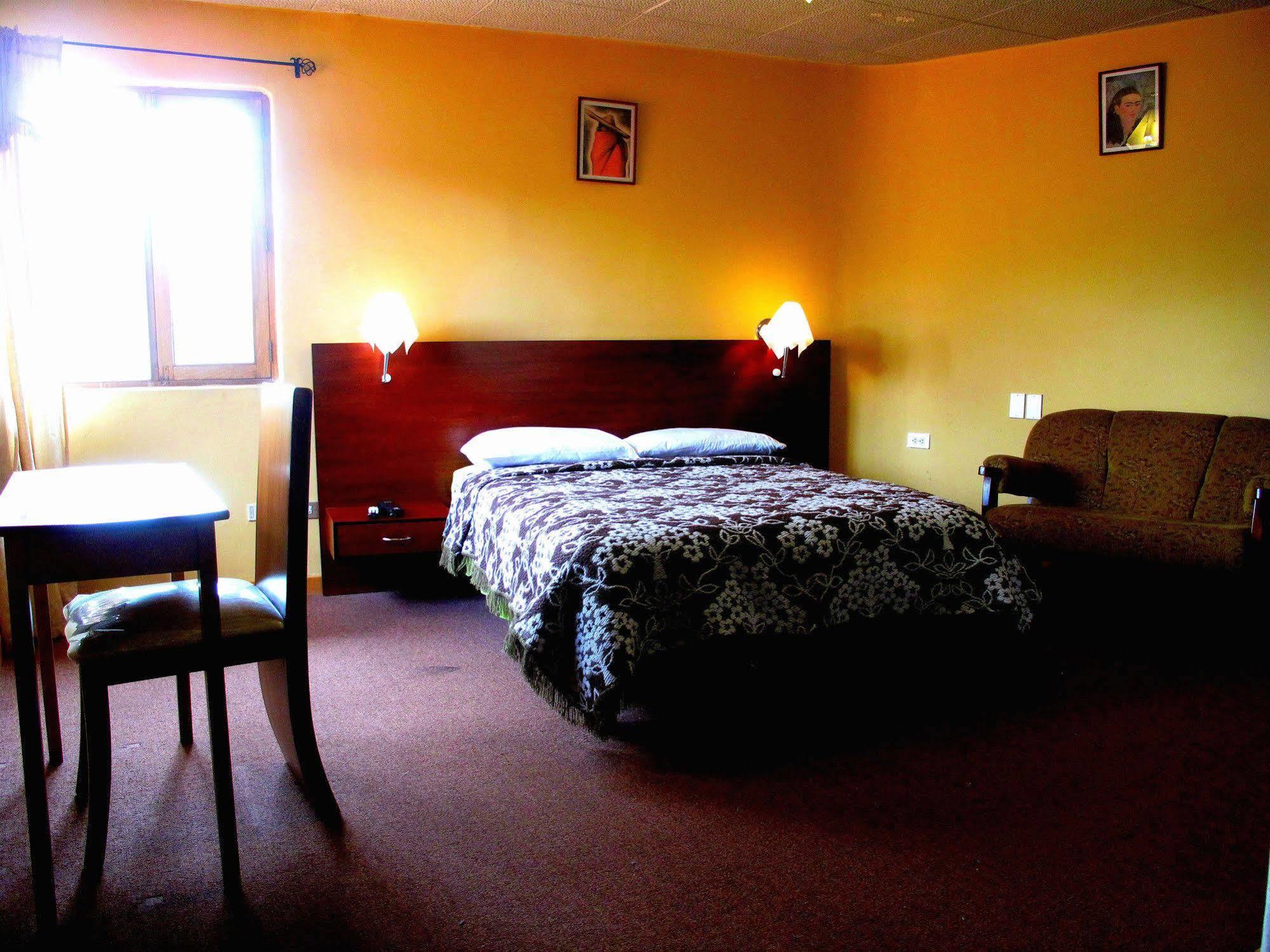 Aqua Hostal Mabel Cuenca Eksteriør billede