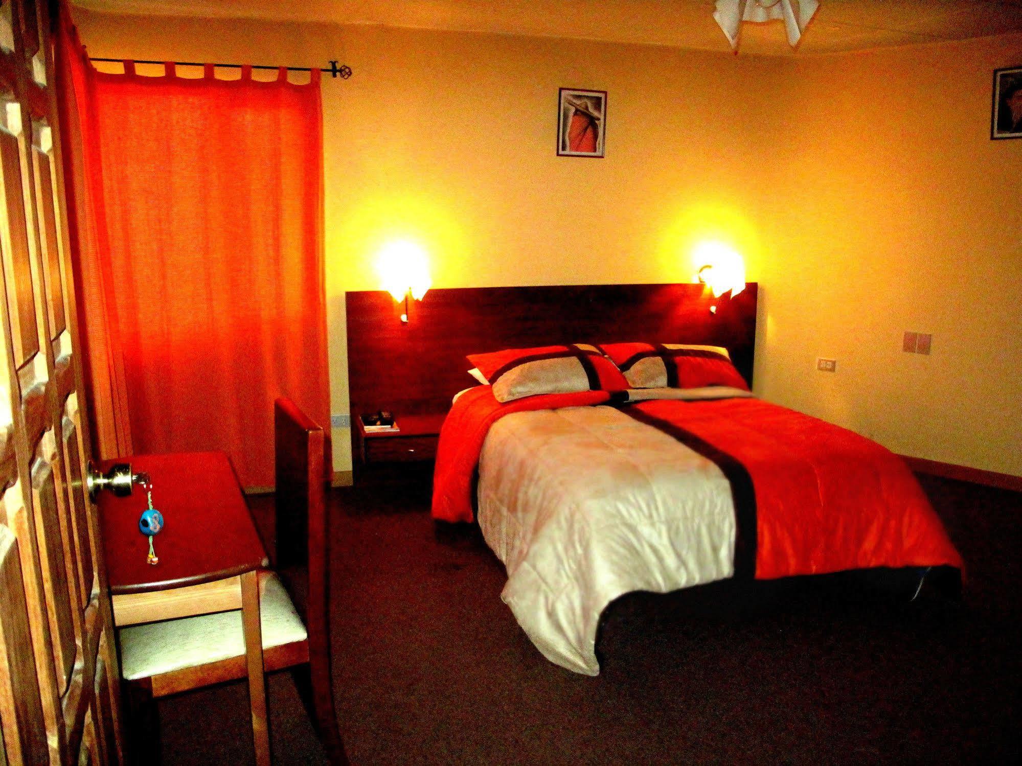 Aqua Hostal Mabel Cuenca Eksteriør billede