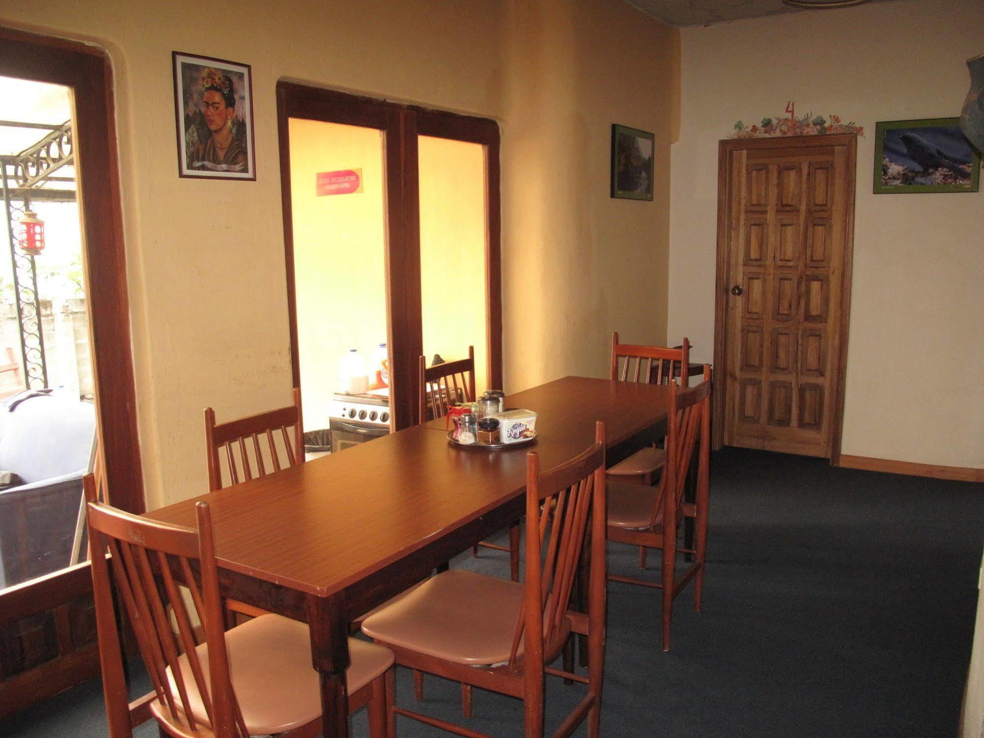 Aqua Hostal Mabel Cuenca Eksteriør billede